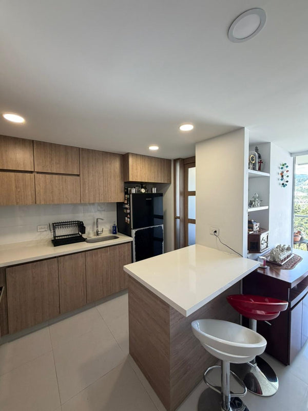 Apartamento moderno con vista a los Nevados y completas zonas sociales