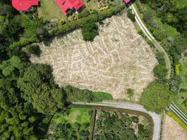 Lote campestre de 4.074 m² en Parcelación Madrigal, Tribunas – Pereira